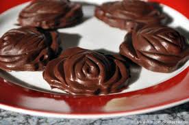 Pralinen Mit Maronencreme Rezept Franzosisch Kochen Franzosisch Kochen Lebensmittel Essen Feinkostladen