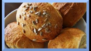 Brotchen Selber Backen In 5 Minuten Mit 5 Zutaten Rezept Youtube