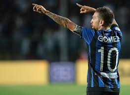 Andrea conti (da poche quindi il papu torna a mostrare foto insieme a giocatori neroazzurri.ma la foto è di 4 anni anni fa e nessuno dei suoi compagni presenti nella foto. Rebelde Papu Gomez Decide Com Gols E Assistencias Em Vitoria Da Atalanta Futebol Italiano Ge