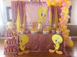 I Tawt I Taw A Puddy Tat Tweety I Can T Get Over The Cuteness Of This Set Up Inoapa Bird Baby Shower Bird Baby Shower Theme Bird Birthday Parties