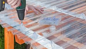 Dach Decken Mit Wellplatten In 7 Schritten Obi Gartenhaus Selber Bauen Gartendach Pergola Dach