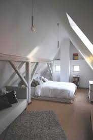 Neuer Wohnraum Unterm Dach Das Eigene Haus Wohnen Dachboden Schlafzimmer Ideen Zimmer Einrichten