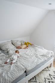 Pin Auf Emma Kids Babymatratze Kleine Entdecker Verdienen Den Besten Schlaf