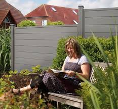 Konsta Wpc Wpc Zaun Wpc Sichtschutzzaun Bei Hornbach Kaufen In 2021 Wpc Zaun Gartengestaltung Sichtschutzzaun