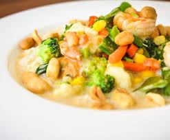 Rezept Thai Curry Mit Gemuse Garnelen Und Reis Scharf Von Gatita82 Rezept Der Kategorie Hauptgerichte Mit Gemu Thai Gerichte Thai Curry Rezept Thai Curry