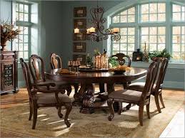 Dining Room Unique Round Dining Room Furniture Sets With Antique Style Also With Wood Base Classic Chandelier Classic Meja Makan Bulat Ruang Makan Desain Meja