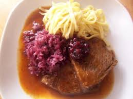 Das Perfekte Schmorbraten Aus Der Rinderhufte Rezept Mit Einfacher Schritt Fur Schritt Anleitung Die Gewurzmischung Schmorbraten Schmorbraten Rezept Schmoren