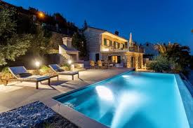 Steinvilla Mit Pool Direkt Am Meer Insel Brac Ferienhaus In Selca Villa Fant Ferienwohnung Kroatien Am Meer Ferienhaus Kroatien Ferienhaus Kroatien Am Meer