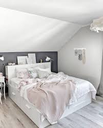 Blush Dreams In Diesem Traumhaften Schlafzimmer Kann Man Sich Nur Wohlfuhlen Blush Dreams In Diesem Traumhaft Luxusbettwasche Brimnes Bett Bett Tagesdecke