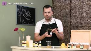 De massager massage massage massage massageador portatil de la rodilla masajeador knee massager for arthritis. Comment Fabriquer Une Huile De Massage Aux Huiles Essentielles Youtube