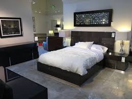 Mondiana Bedroom Set From Daniafurniture Com Sleek Modern Style Use Code Ac10 At Checkout To Receive A 10 Modern Bedroom Modern Bedroom Furniture Furniture