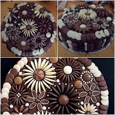 If You Like Baking Cakes Or Cupcakes And Wondering How To Decorate Them In An Easy Way You Can Use Chocolate Bu Chocolate Button Cake Button Cake Cake Recipes