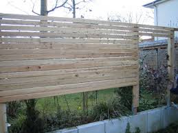 Holzzaun Selber Bauen Gunstig Und Solide Holzzaun Sichtschutz Garten Selber Bauen Sichtschutz Selber Bauen