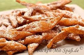 Polnische Raderkuchen Faworki Rezept Rezept Rezepte Lebensmittel Essen Einfach Kostlich