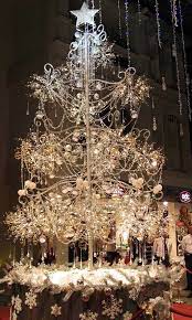 10 Most Expensive Christmas Trees Ever Luxury Christmas Trees You Must See Luxury Christmas Tree Unusual Christmas Trees Beautiful Christmas