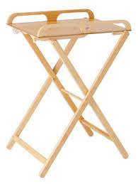 Maniable et pratique, cette table à langer se déplace facilement grâce à ses deux petites roulettes. Combelle Tables A Langer Extra Pliante Jade Amazon Fr Bebes Puericulture Bois Massif Table A Langer Bois