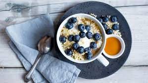 Rezept Beeren Porridge Ndr De Ratgeber Kochen Rezept Rezepte Ballaststoffreiche Ernahrung Colitis Ulcerosa Ernahrung