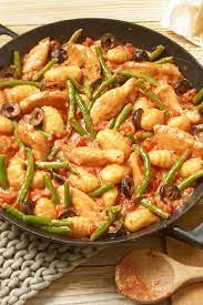 Gnocchi Rosmarin Pfanne Mit Prinzessbohnen Ist Ein Schnelles Pfannengericht Das Dir In Nur 30 Minuten Gelingt Dazu Schmeckt Ein Rezepte Gnocchi Lecker Kochen
