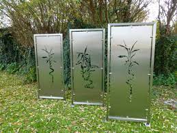 Hochwertiger Sichtschutz Aus Edelstahl Mit Individueller Gravur Sichtschutz Metall Sichtschutz Sichtschutz Glas