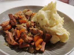 Leberkas Gulasch Rezept Mit Bild Rezept Gulasch Rezepte Rezepte Gulasch