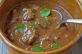 Kalbsgulasch Rezept Rezept Kalbsgulasch Rezept Kalbsgulasch Rezepte