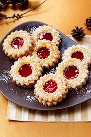 Linzer Platzchen Rezept Lecker Linzer Platzchen Rezept Platzchen Backen Weihnachten Kekse Backen Rezept