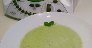 Kalte Gurkensuppe Schnell Und Einfach Rezept Kalte Gurkensuppe Gurkensuppe Essen Rezepte