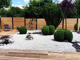 Sichtschutzzaun Holz Metall Gunstig Larche Hohe Grau Weiss Aus Holz Metall Aufstellen Angebot Design Moderner Garten Sichtschutzzaun Holz Sichtschutzzaun