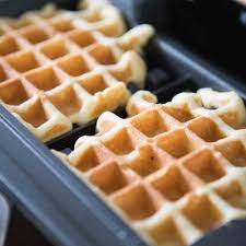 Quarkwaffeln Die Saftigsten Waffeln Machst Du Mit Quark Rezept Quark Waffeln Waffeln Rezept Rezepte