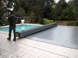 Rollschutzabdeckungen Sicherheitsabdeckung Rollschutz Schwimmbadabdeckung Stangenabdeckung Youtube Schwimmbadabdeckungen Swimming Pool Versteckter Pool