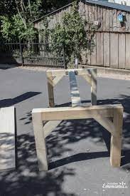 Gartentisch Aus Bauholz Selber Bauen Maya Sprenger In 2020 Garden Table Raised Garden Diy Raised Garden