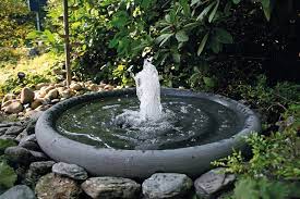 Stein Gartenbrunnen Steinbrunnen Brunnen Aus Stein Garnitsteinbrunnen Muhlsteinbrunnen Stein Wasserschale Aus Springb Gartenbrunnen Steinbrunnen Brunnen Garten