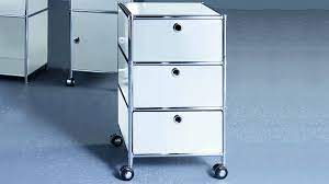 Metall Rollcontainer In Kleiner Ausfuhrung Mit 3 Metall Schubladen Bueromoebel Metall Produktfamilie In 10 Verschied Schubladen Rollcontainer Schubladenschrank