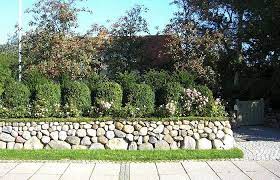 Friesische Mauern Garten Und Landschaft Friesenmauern Garten Landschaft Garten Landschaftsbau Landschaftsbau Steinmauer Garten