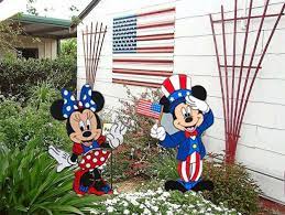 Disney Mickey And Minnie 4th Of July Yard Art Disney Yard Art Etsy Wood Yard Art Christmas Yard Art Yard Art