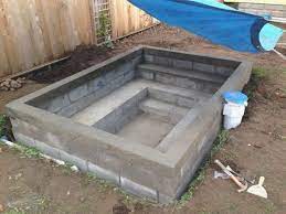 Diy Concrete Block Soaking Pool In Bearbeitung Beratung Willkommen Diycosmetics In 2020 Diy Swimming Pool Small Backyard Pools Diy Pool