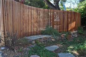 Holz Sichtschutz Garten Garten Holz Sichtschutz Sichtschutzgarten In 2020 Privacy Fence Landscaping Fence Landscaping Backyard Privacy