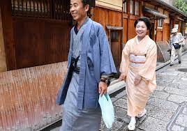 ながながおおきに 祇園芸妓 結婚で引退 つる葉さん 笑顔生んだ星霜 京都 毎日新聞