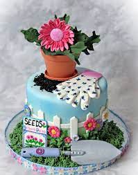 15 Beautiful Ways To Decorate A Cake With Flowers Spring Cake Cake Garden Cakes