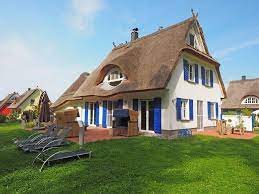 Villa Merle Mit Schwimmbad Auf Glowe 4 Schlafzimmer Fur Bis Zu 8 Personen Villa Merle Mit Schwimmbad Fewo Direk Ferienhaus Ferienwohnung Style At Home