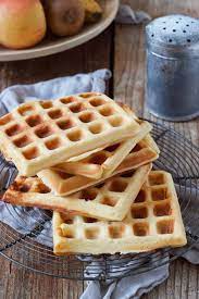 Belgische Waffeln Brusseler Waffeln Rezept Sweets Lifestyle Sie Sind An Der Richtig In 2020 Belgische Waffeln Rezept Waffeln Rezept Einfach Waffeln Rezept