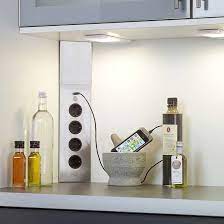 Gerade Steckdosen Sind In Den Meisten Kuchen Oftmals Zu Wenig Vorhanden Diese Sollen Dann Erganzt Werden Un Steckdosenleiste Kuche Steckdosen Kuche Steckdosen