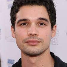 The expanse staffel 3 folge 1. Steven Strait Schauspieler Von The Expanse Staffel 1 World Of Games