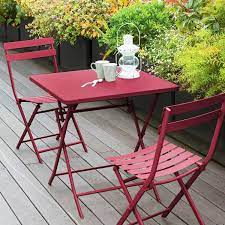 Et si vous investissiez dans du mobilier de jardin pas cher ? Table De Jardin Pliante Carree Metal Greensboro 70 X 70 Cm Rouge Salon De Jardin Table Et Chaise Eminza