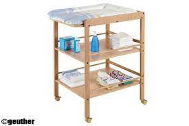 Nos tables transformables diffèrent du mécanisme d'extension dont elles s'équipent. Table A Langer Bebe