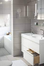 Ikea Badmobel Voller Funktionalitat Und Feinheit Badezimmer Zenideen Rustikale Bad Eitelkeiten Rustikale Bader Badezimmerwaschtisch