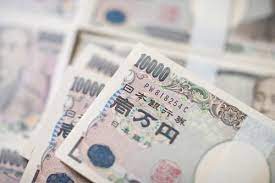 世の中金だな と思ったことは ある と答えた人は約9割に マイナビニュース