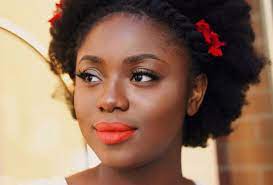 Check out our cheveux crépus selection for the very best in unique or custom, handmade pieces from our shops. Comment Couper Des Cheveux Crepus Boucles Ma Coiffeuse Afro