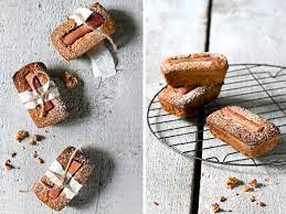 Rhabarber Financiers Mit Kastanienmehl Rezept Lebensmittel Essen Rhabarber Kleiner Kuchen
