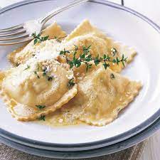 Steinpilzravioli In Thymianbutter Rezept Ravioli Fullung Rezept Ravioli Ravioli Rezept